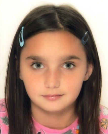 PORODICA TRAŽI LARU VEĆ PET DANA Devojčica (12) nestala za doček Nove godine 